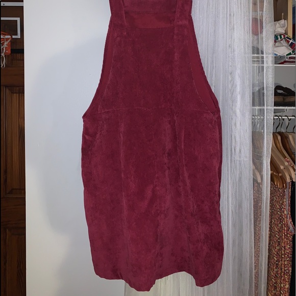 Maroon dress - Picture 3 of 3